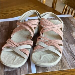 Skechers Tan and Coral Sandals